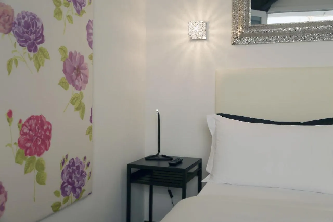 Ca Bianca Hotel Montiano  Guest house Montiano (Emilia-Romagna)